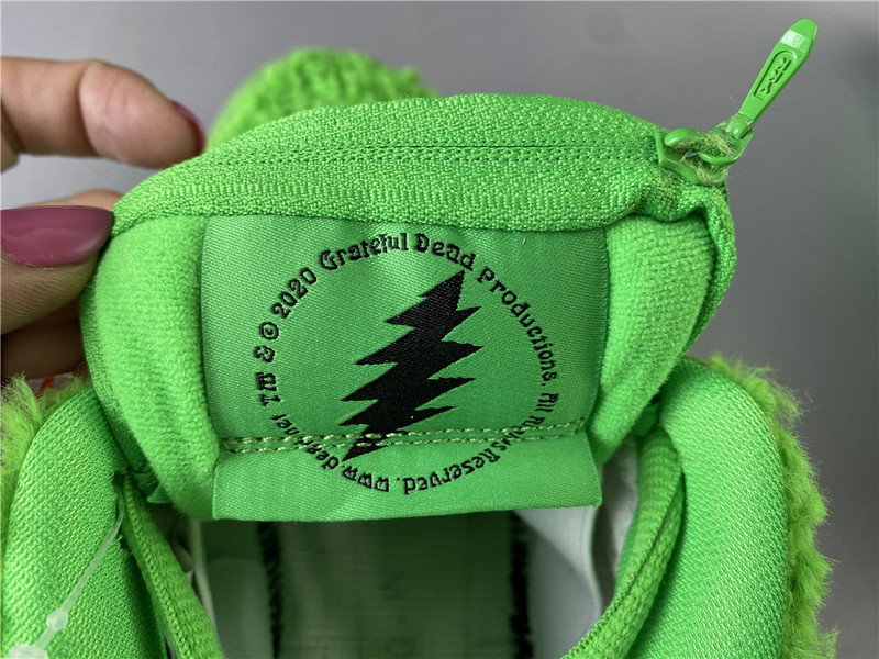 Grateful Dead x Nike SB Dunk Low 