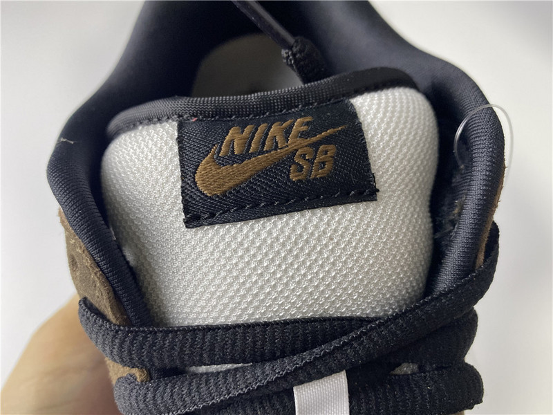 Nike SB Dunk Low “Trail” 304292-102