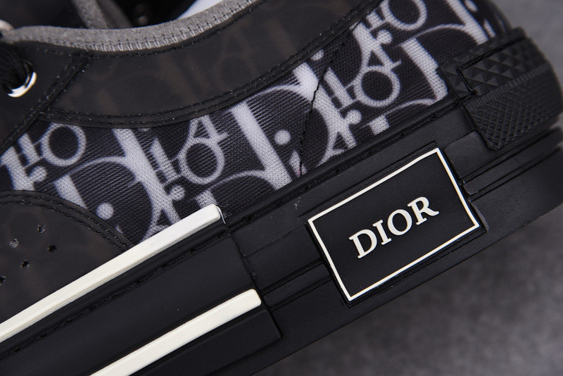 DR B23 Low Top Canvas Oblique Black 3SN249YJP_H960