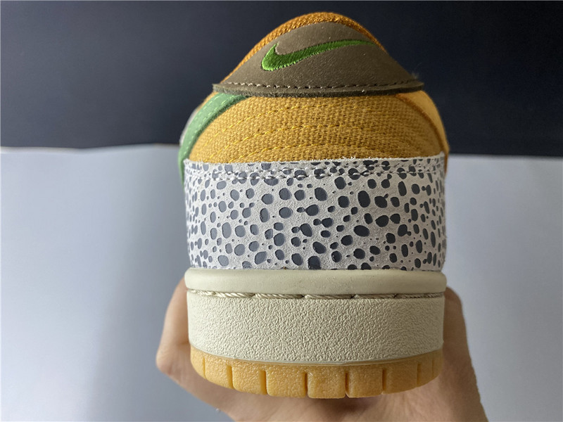 Nike SB Dunk Low Safari CD2563-002