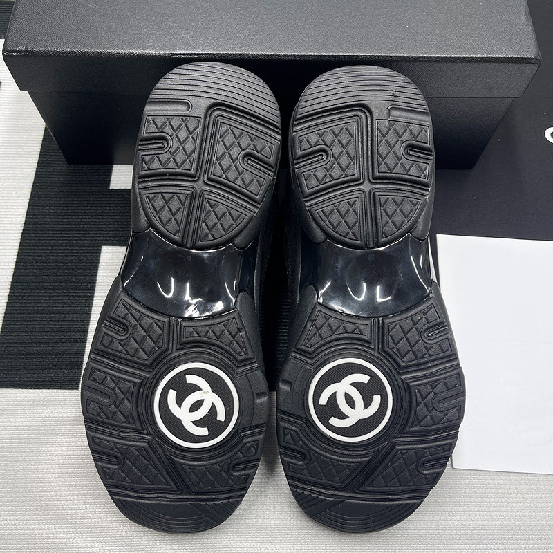 CNL Sneakers