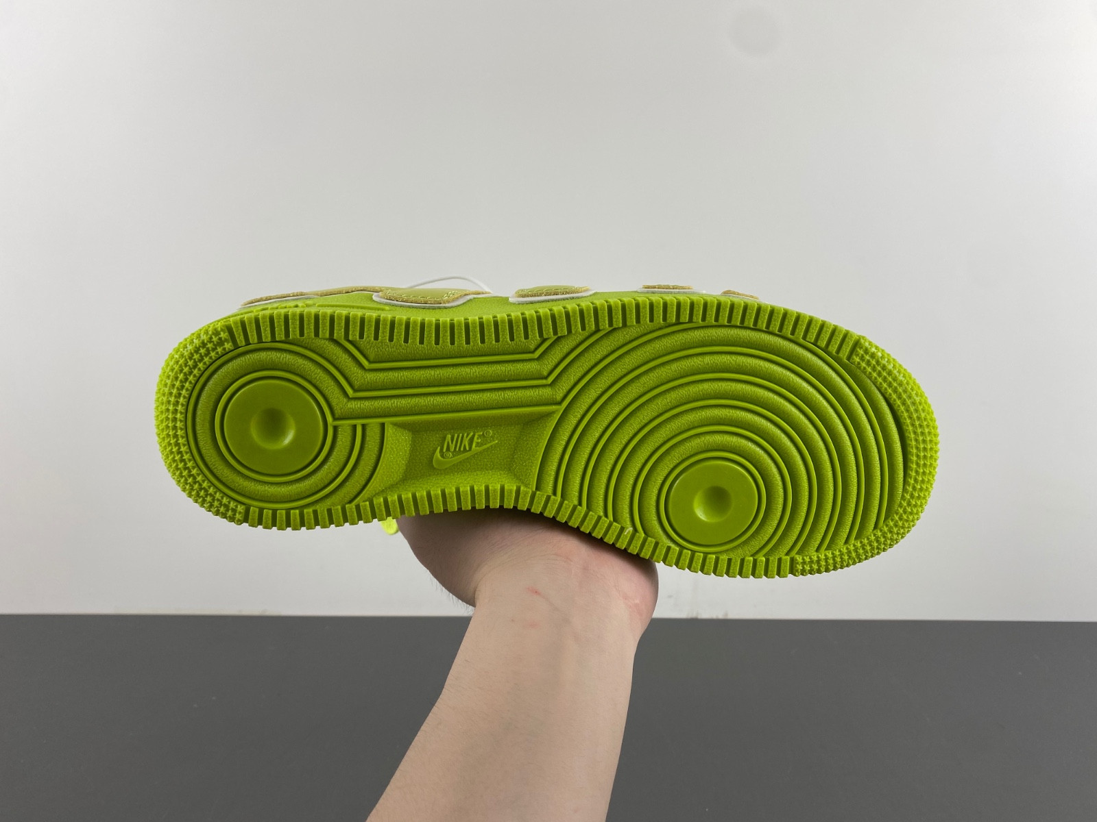 Nike Air Force 1 Low Cactus Plant Flea Market DC4457-300