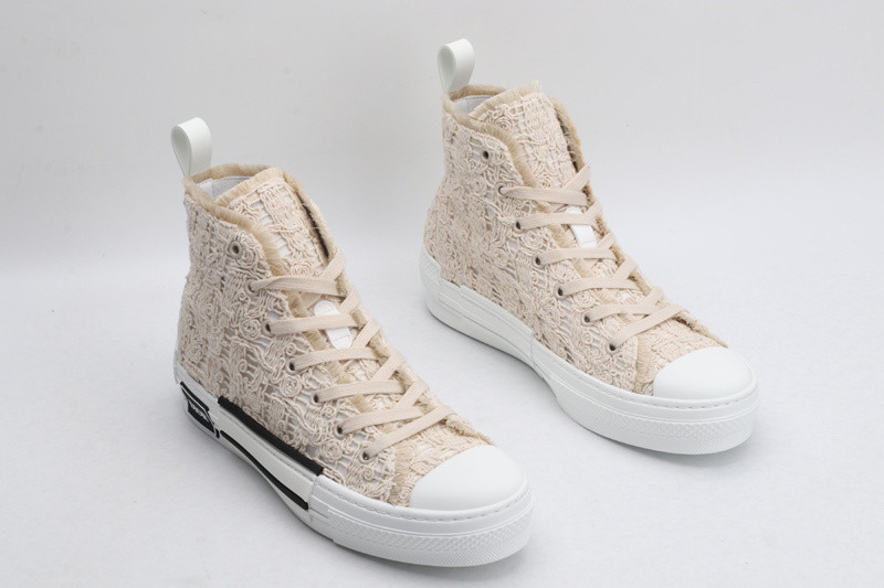 DR B23 High Top Sneaker