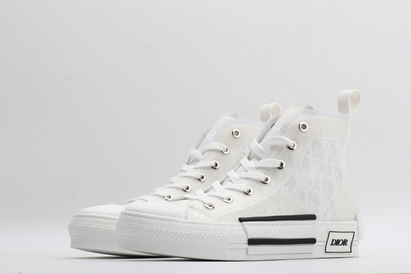 DR B23 High Top Sneaker