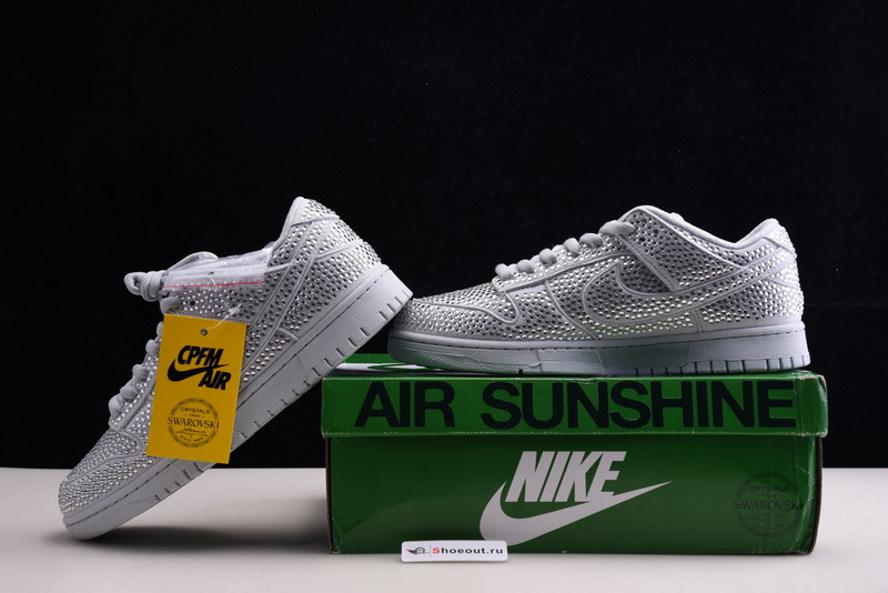 Cactus Plant Flea Market x Nike Dunk Low CZ2670-001