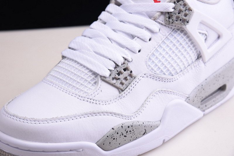 Air Jordan 4 “White Oreo” CT8527-100