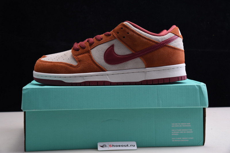 Dunk Low Pro SB 