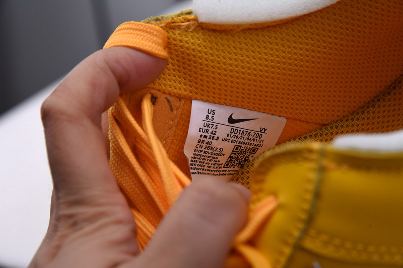 Nike Air Force 1 Low OFF White University Gold Metallic Silver DD1876-700