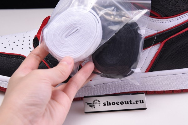 Air Jordan 1 High OG “Bloodline” 555088-062