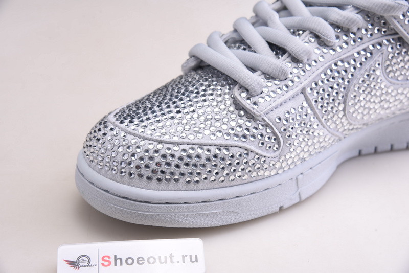 Cactus Plant Flea Market x Nike Dunk Low CZ2670-001