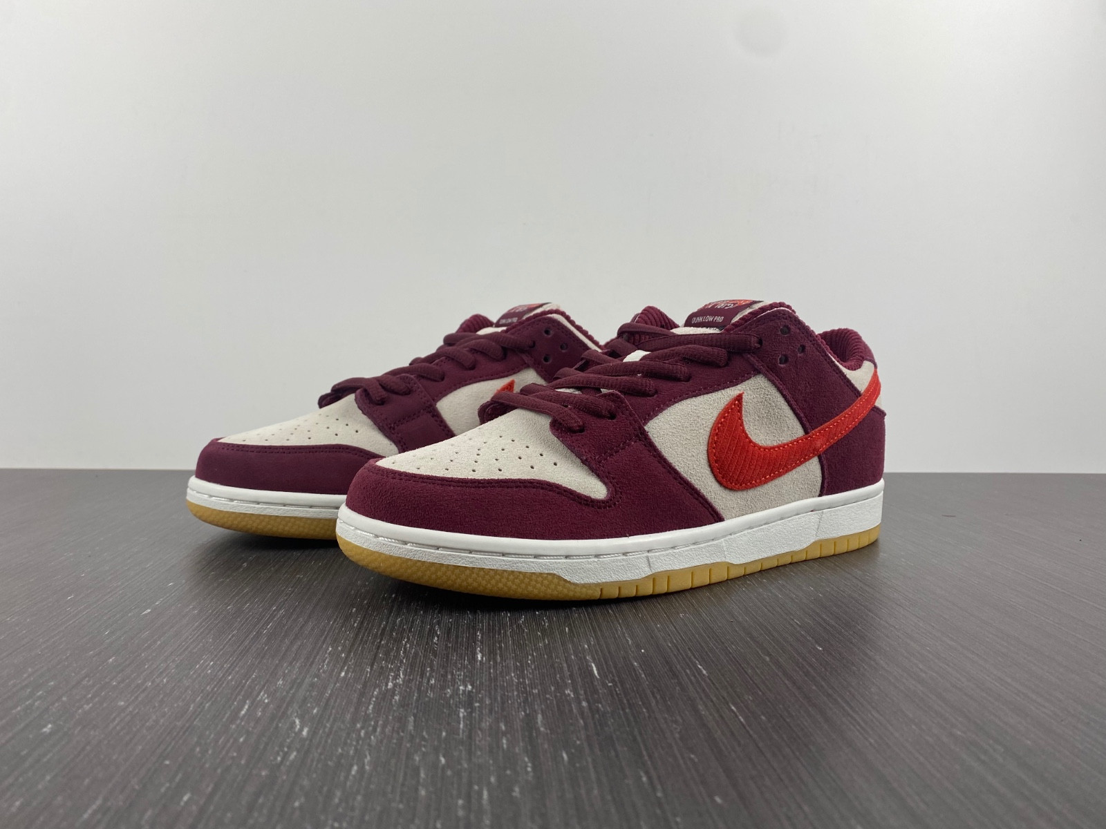 Skate Like a Girl x Nike SB Dunk Low DX4589-600
