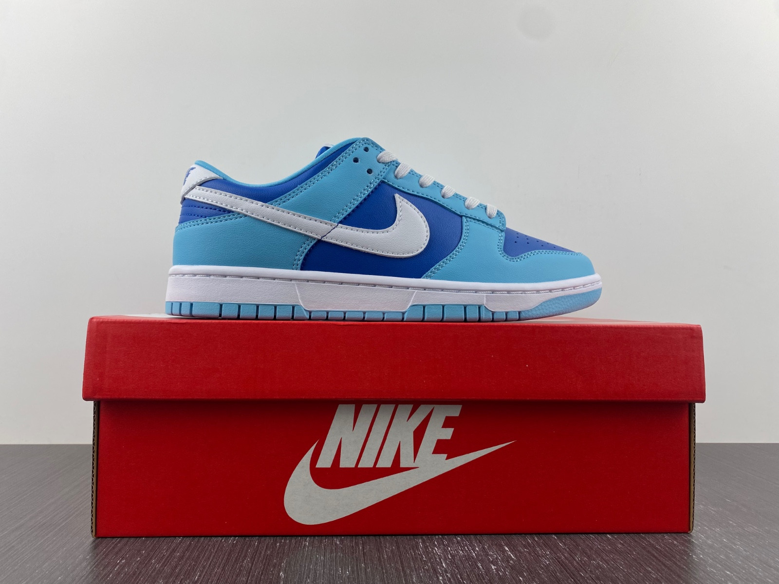 Nike Dunk Low “Argon” DM0121-400