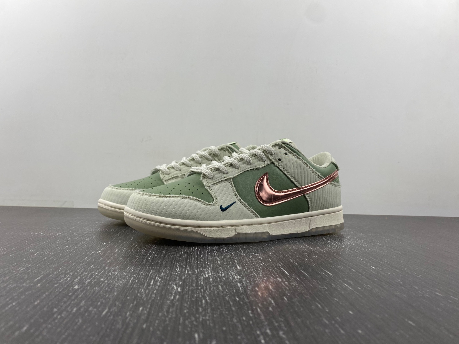 Kyler Murray x Nike Dunk Low “Be 1 of One” FQ0269-001