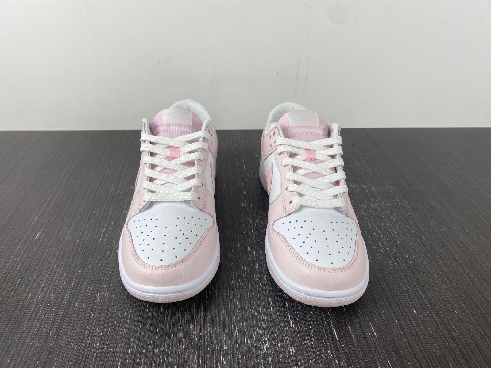Nike Dunk Low WMNS “Pink Paisley” FD1449-100
