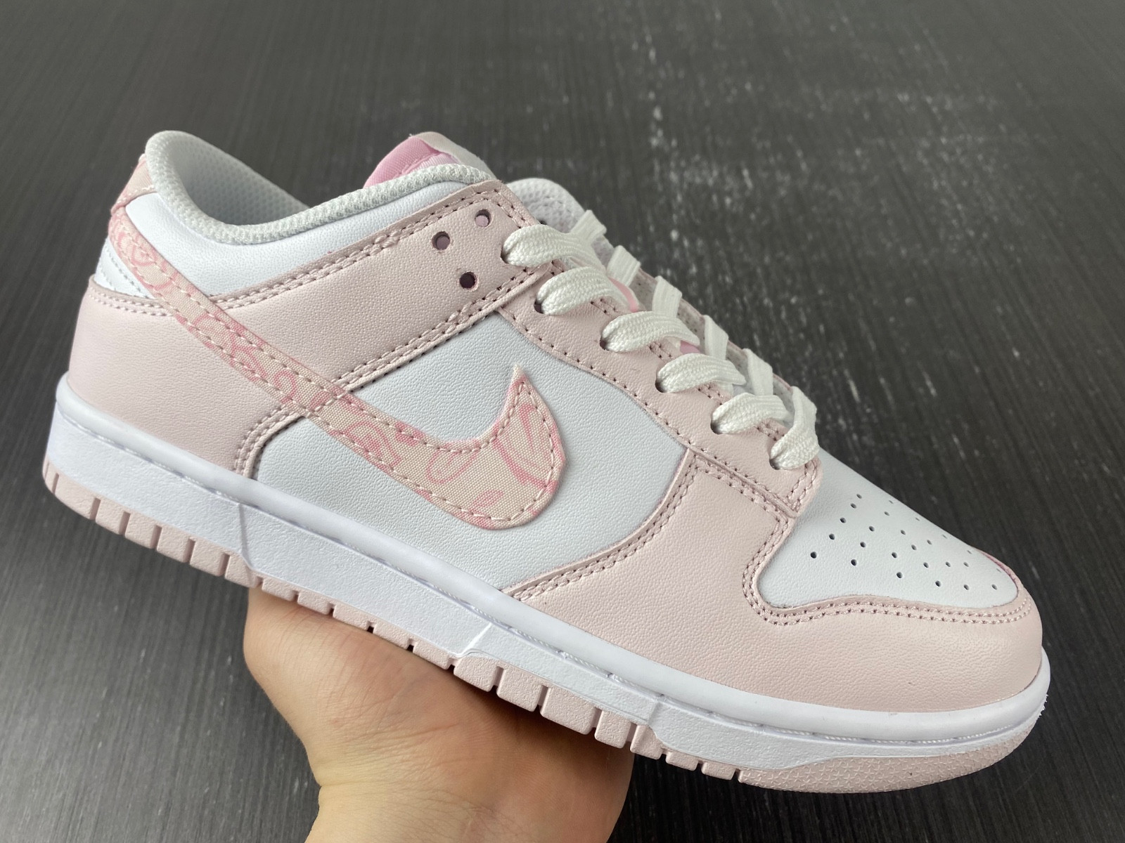 Nike Dunk Low WMNS “Pink Paisley” FD1449-100