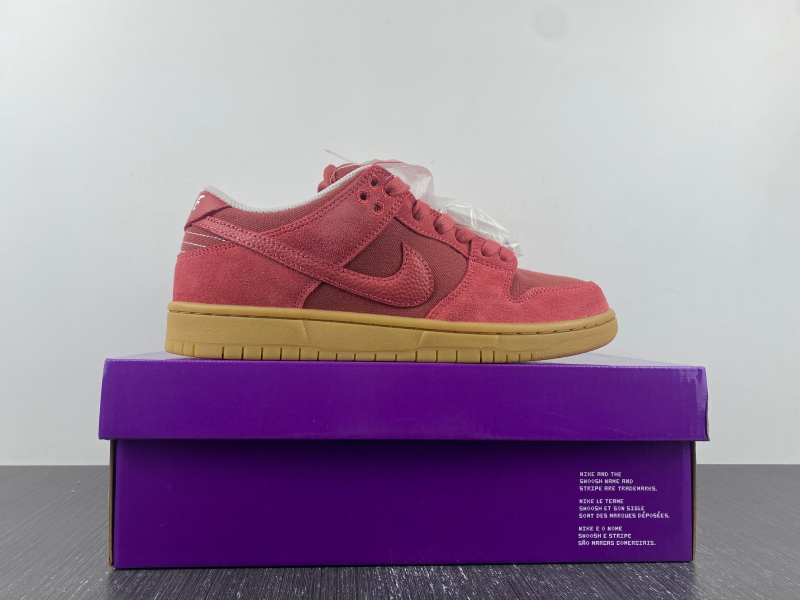 Nike SB Dunk Low “Adobe” DV5429-600