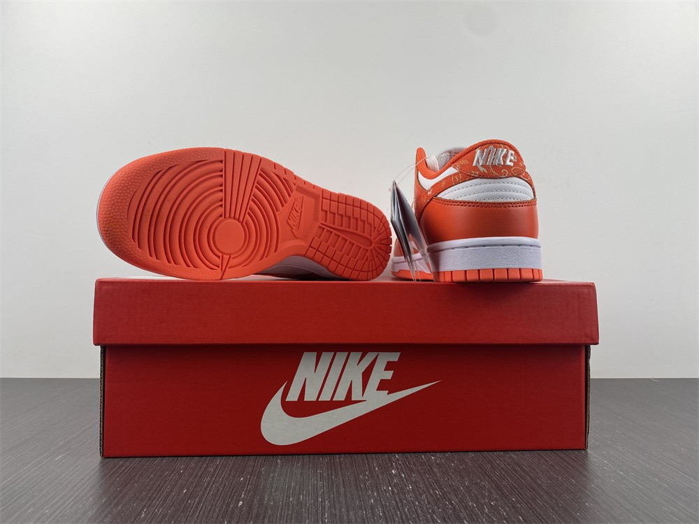 Nike Dunk Low WMNS “Orange Paisley” DH4401-103