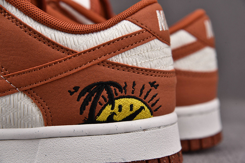 Nike Dunk Low “Sun Club” DR5475-100