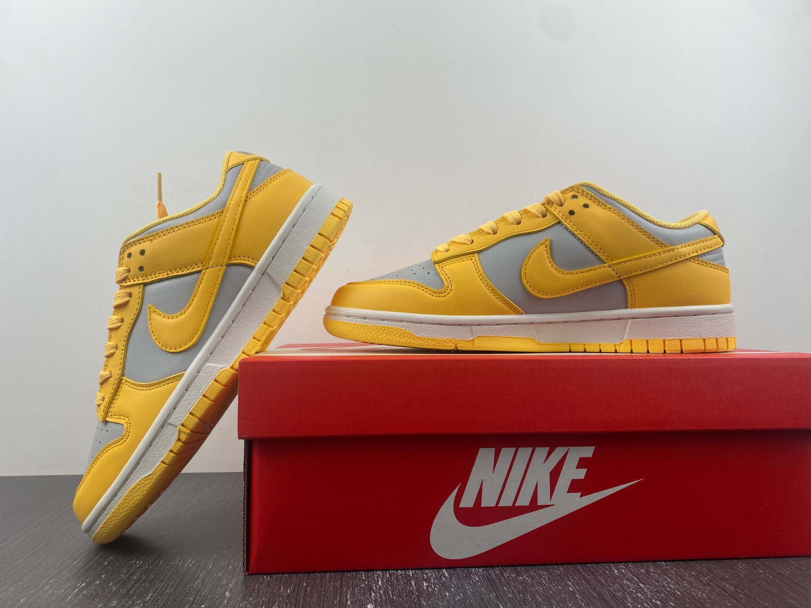 Nike Dunk Low WMNS “Citron Pulse” DD1503-002