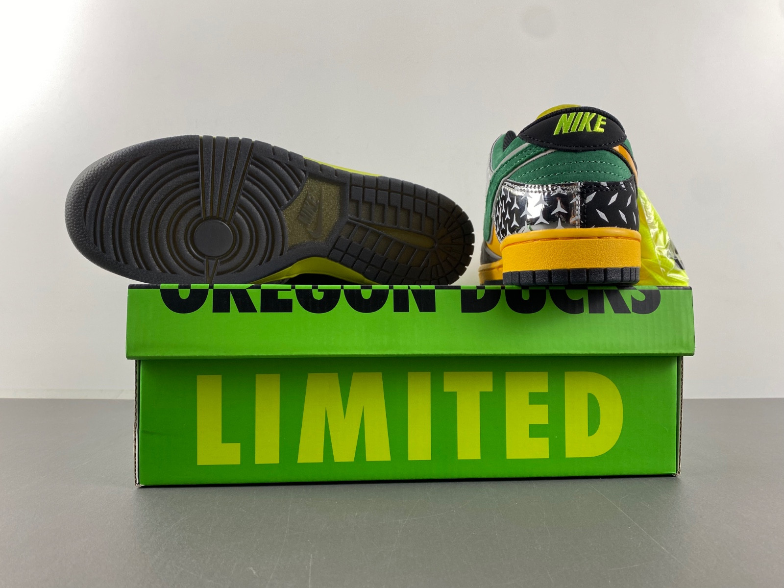 Division Street x Nike Dunk Low “What The Duck” (Home) HV1454-001