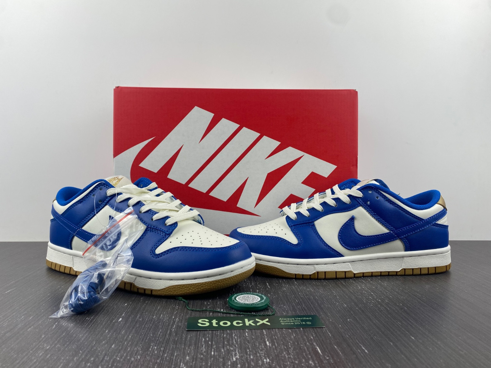 Nike Dunk Low Kansas City Royals (W) FB7173-141