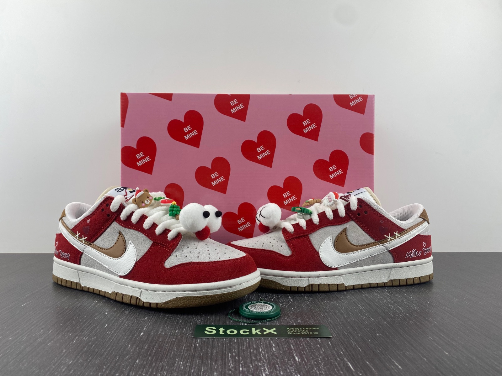 Nike Dunk Christmas DO9457-112