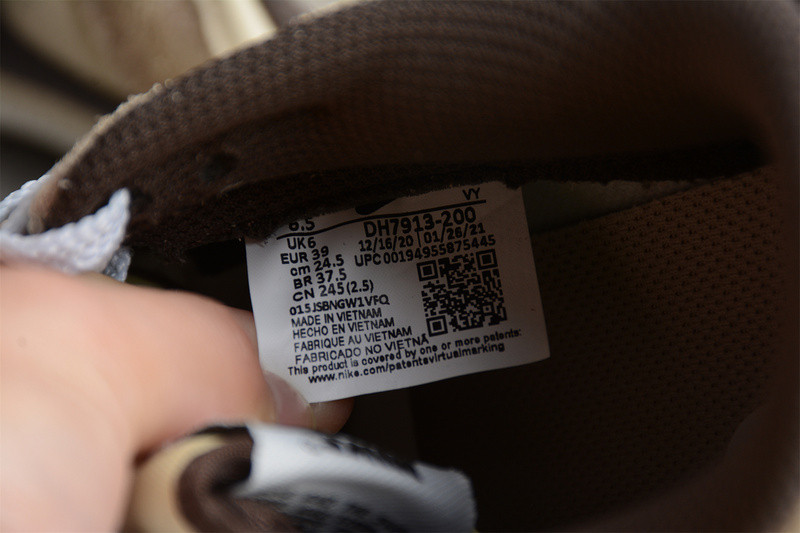 NK Dunk Low Retro PRM “Cheetah” DH7913-200