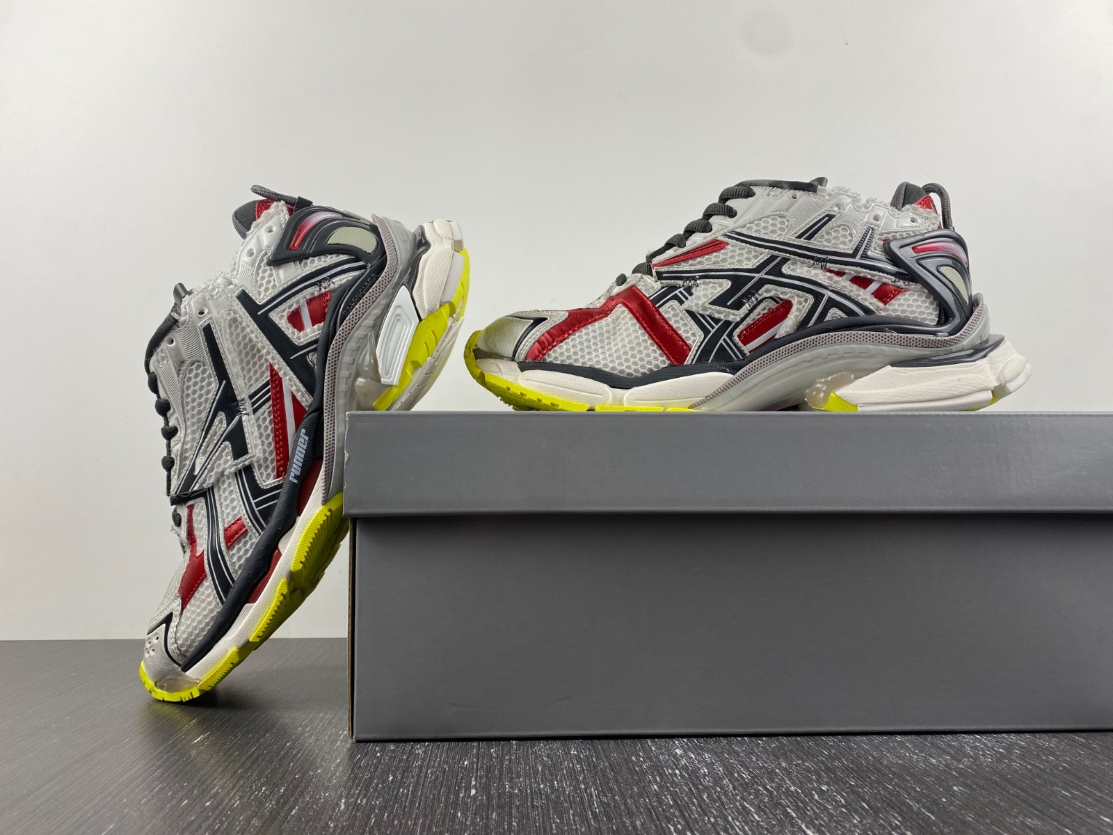 Ba*len*cia*ga runner 677403-w3rb6-9167