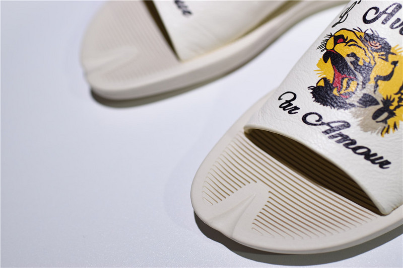 GC Leather SLIDE SANDAL WHITE WITH TIGER WOMENS 1K969E 3F7U F0089