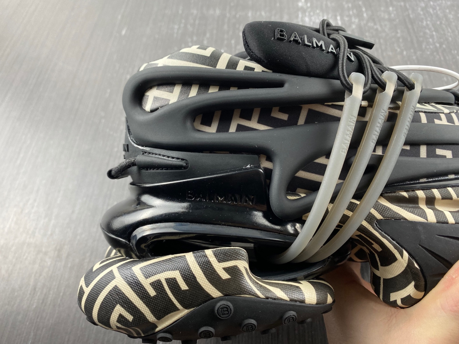 BALMAIN White BLM02242