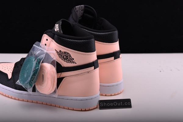 Air Jordan 1 Retro High Black Crimson Tint 555088-081