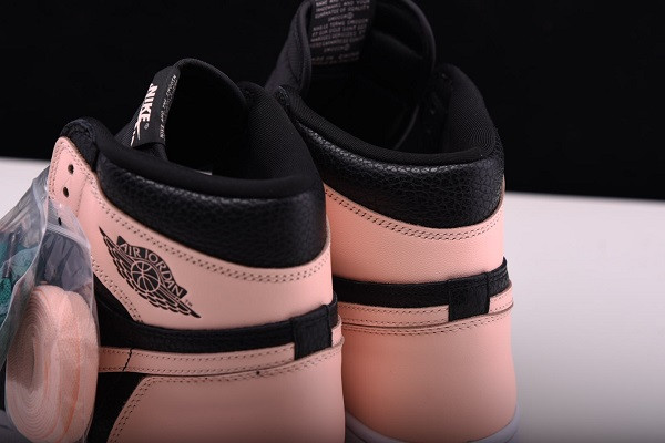 Air Jordan 1 Retro High Black Crimson Tint 555088-081