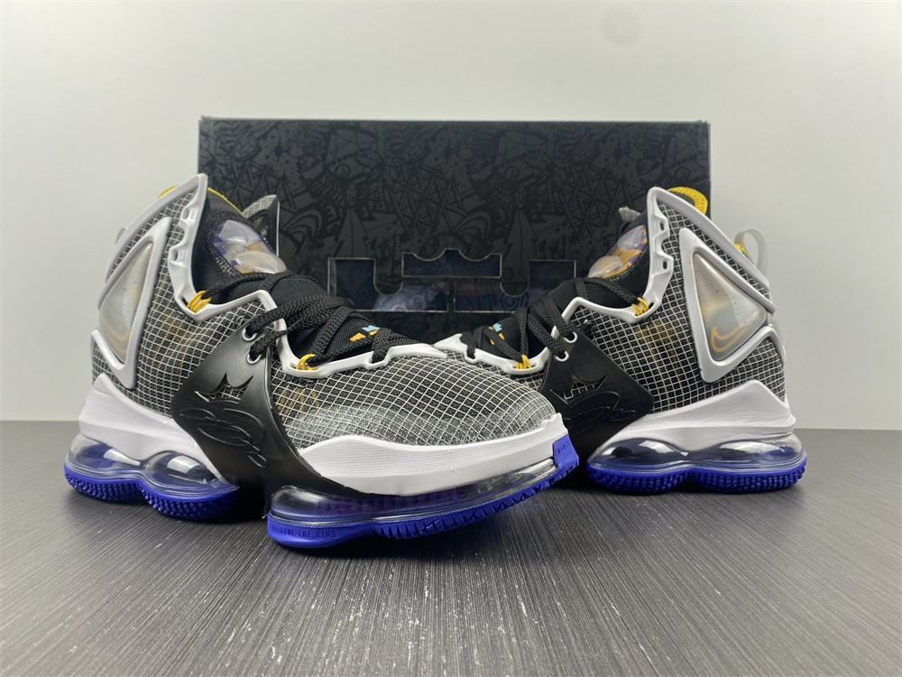 Nike LeBron 19 “Hardwood Classic” CZ0203-002