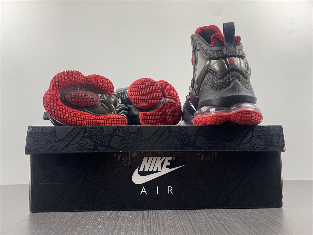 Nike LeBron 19 “Bred” CZ0203-001