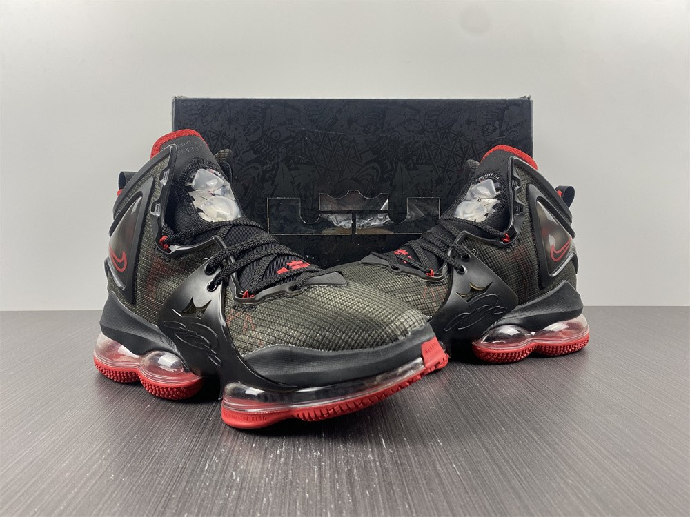 Nike LeBron 19 “Bred” CZ0203-001