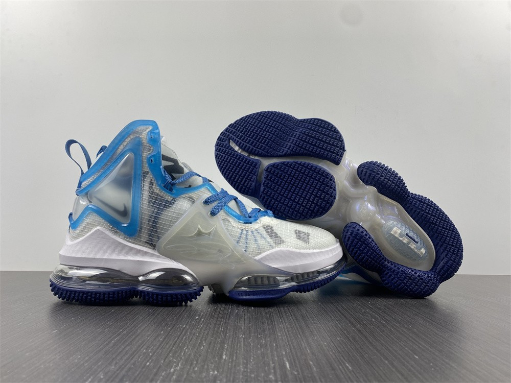 Nike Lebron 19 Space Jam DC9342-100