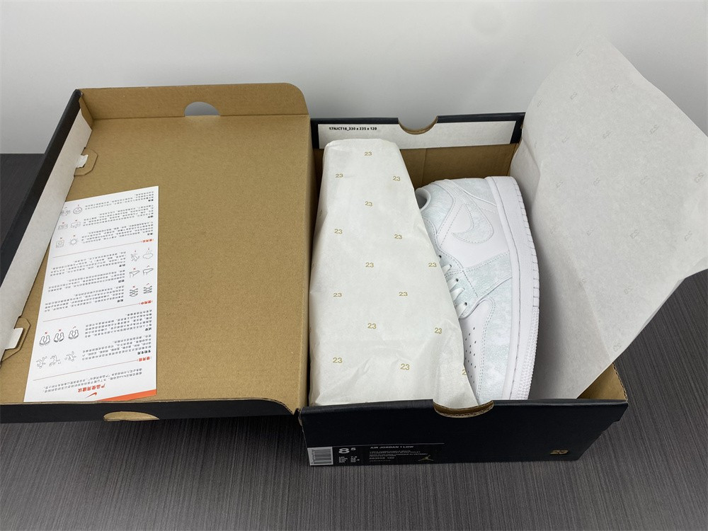 Air Jordan 1 Low “white green” 553558-130