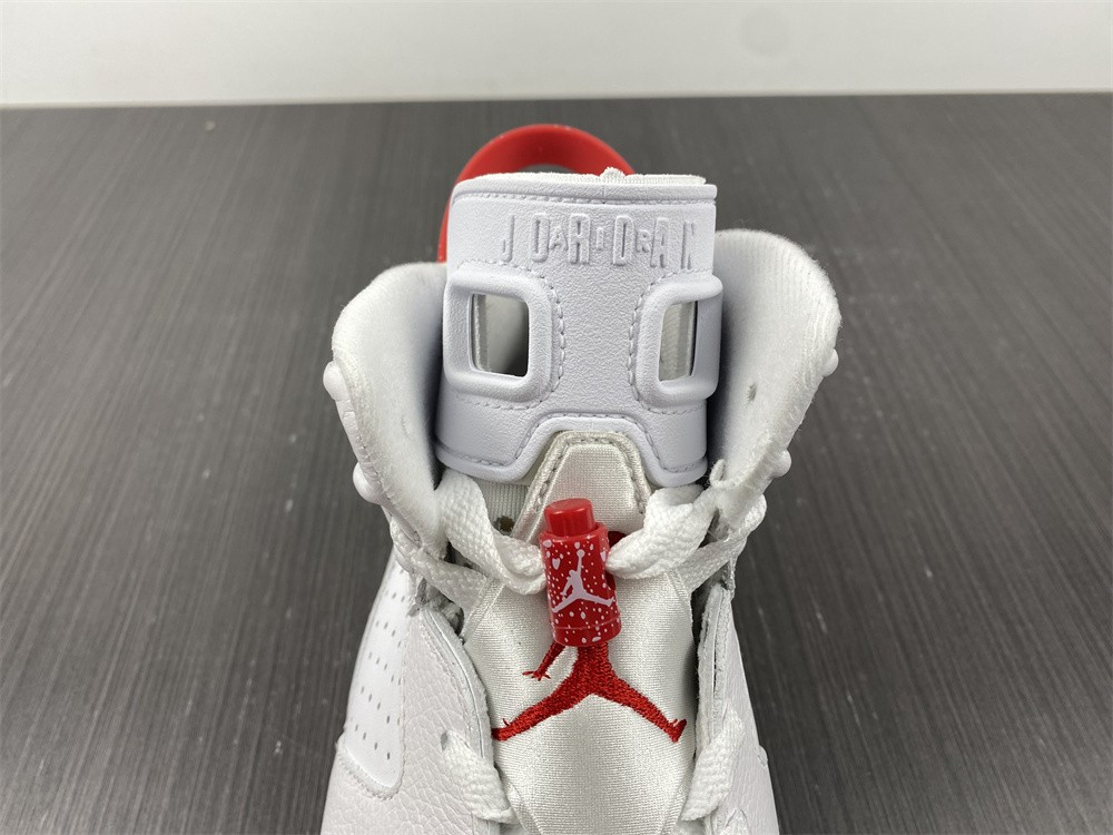 Air Jordan 6 “Red Oreo” CT8529-162