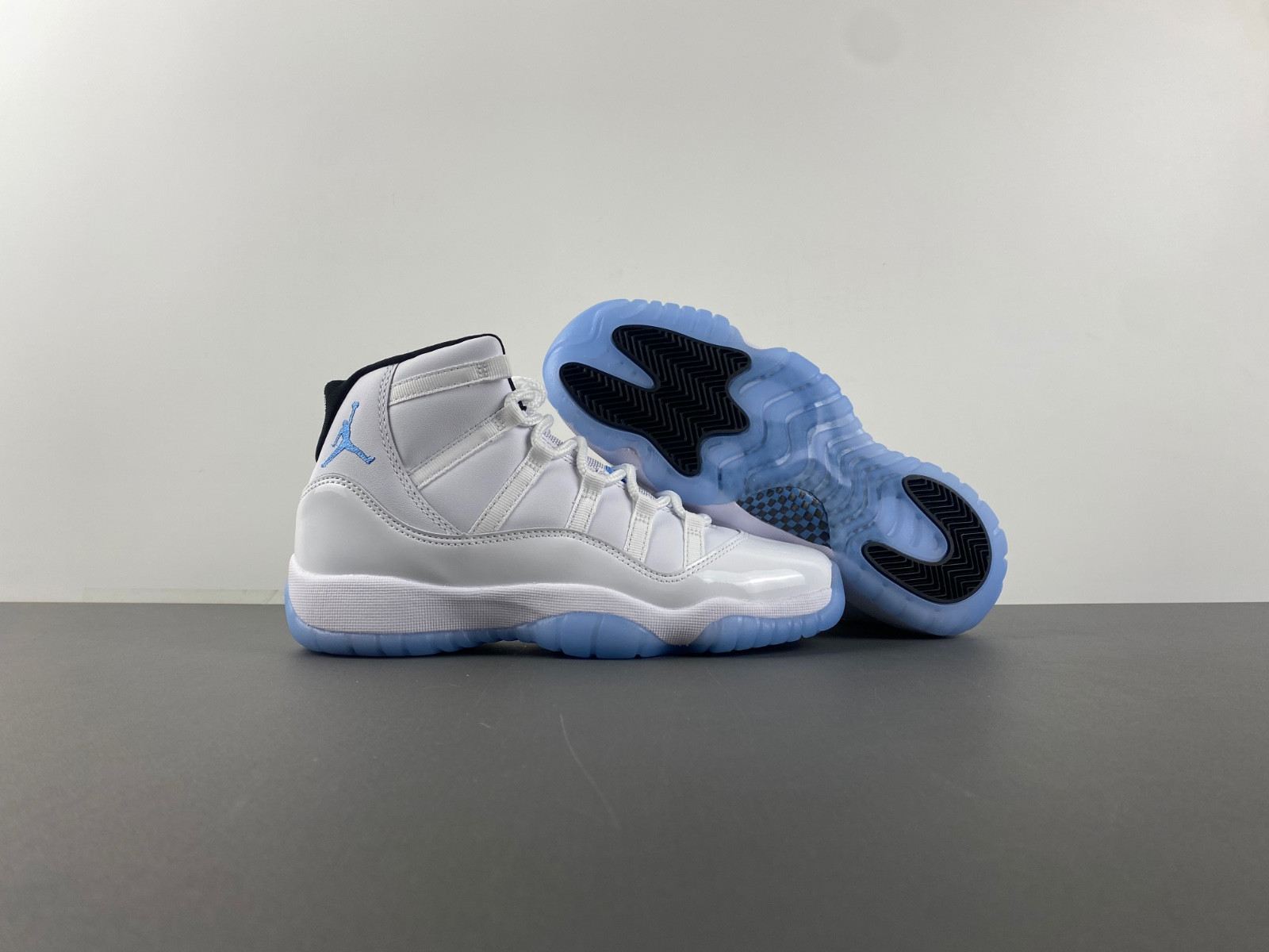 Air Jordan 11 “legend Blue 378038-104
