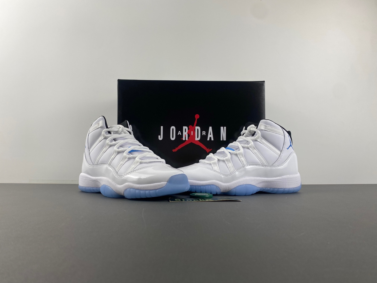 Air Jordan 11 “legend Blue 378038-104