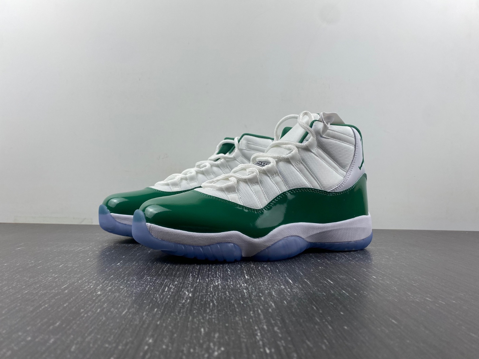 The Air Jordan 11 CT8012-113