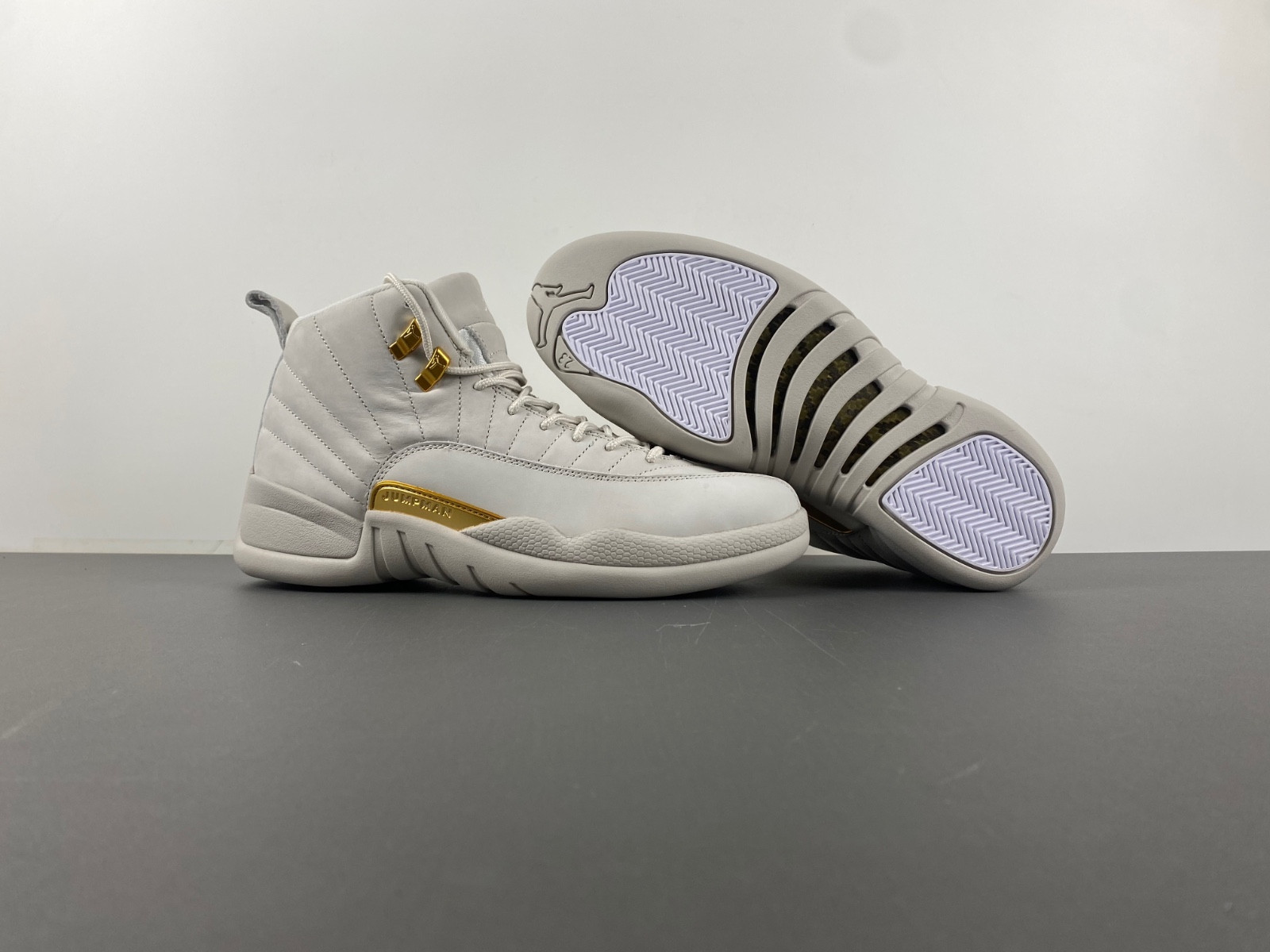 Air Jordan 12 WMNS “Phantom”  FD9101-007