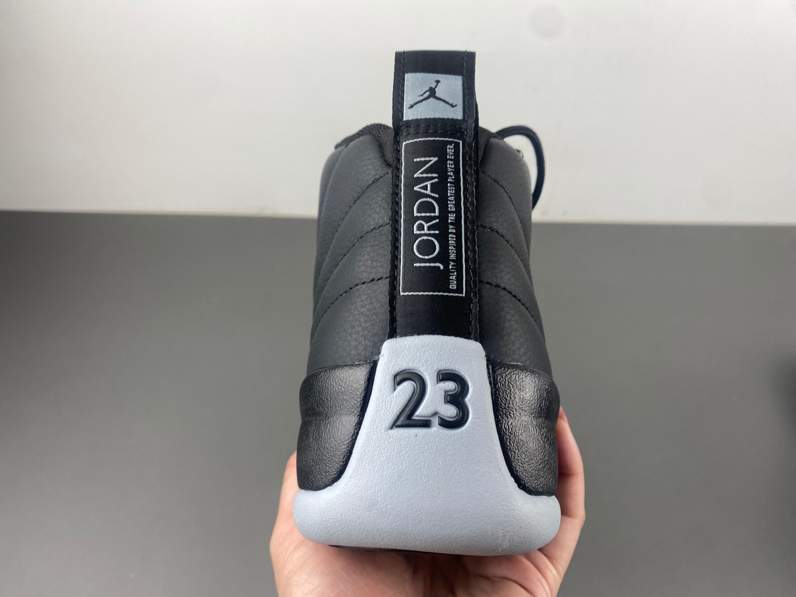 Air Jordan 12 BLACK/WOLF GREY CT8013-010