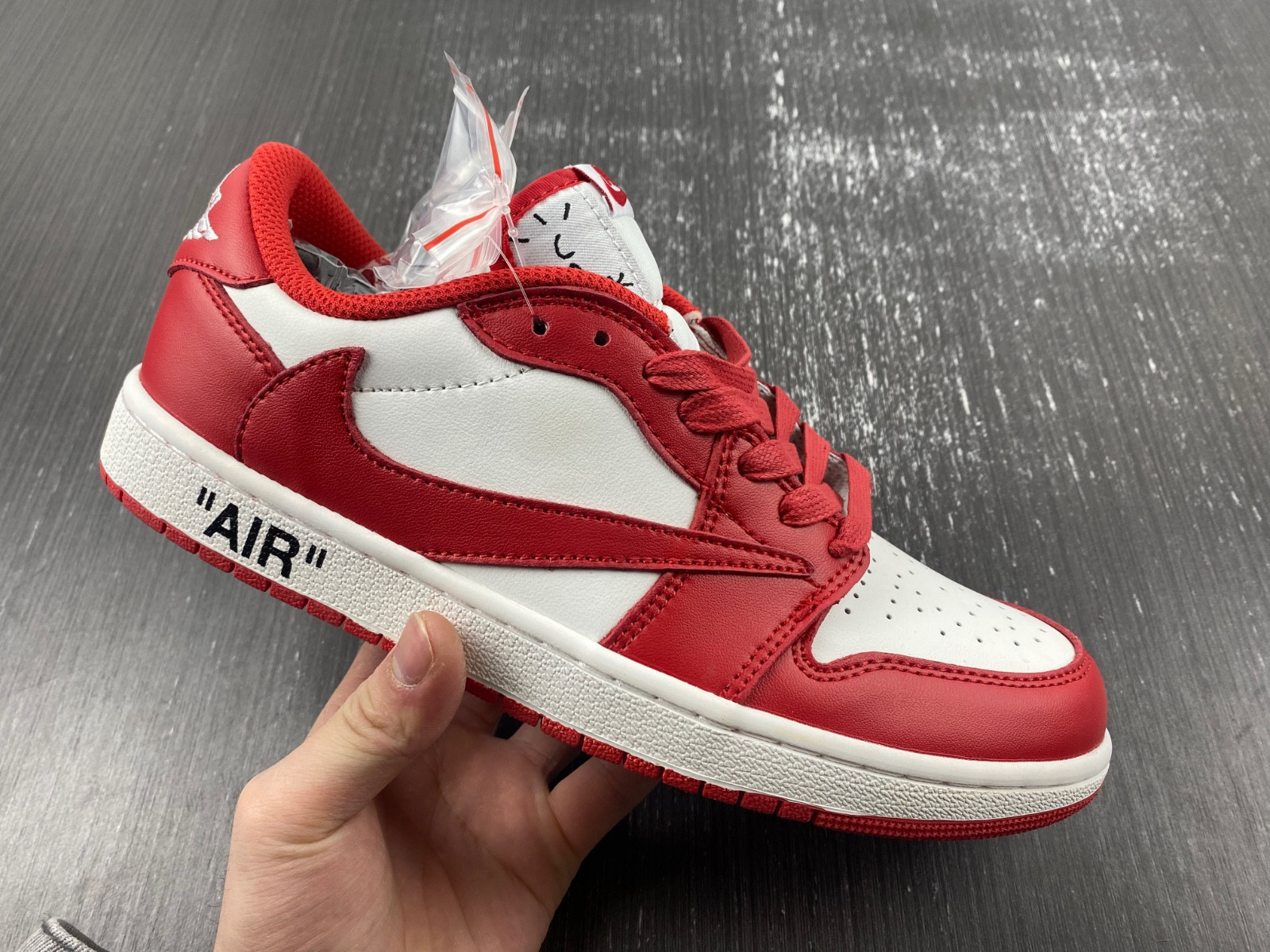 OFF-WHITE x Travis Scott x Air Jordan 1 DM7890-103