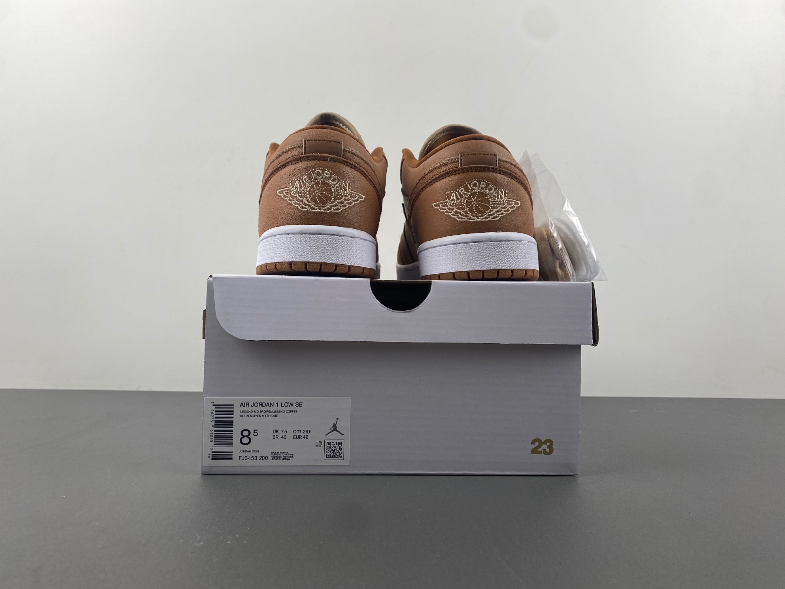 Air Jordan 1 Low FJ3453-200