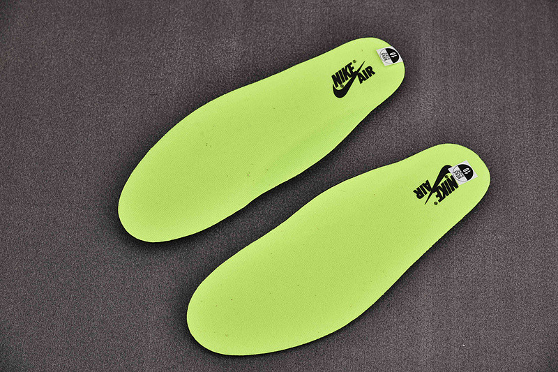 Air Jordan 1 High OG“Volt” 555088-702-01