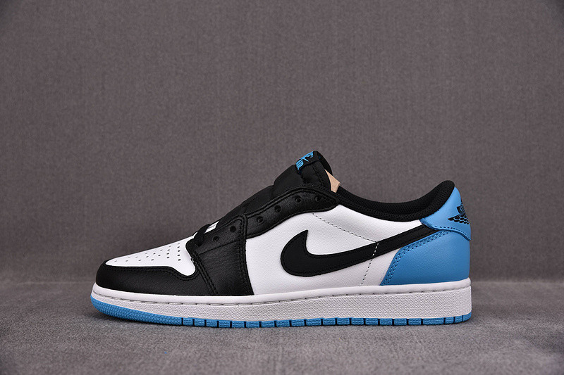 Air Jordan 1 Low OG “UNC” CZ0790-104