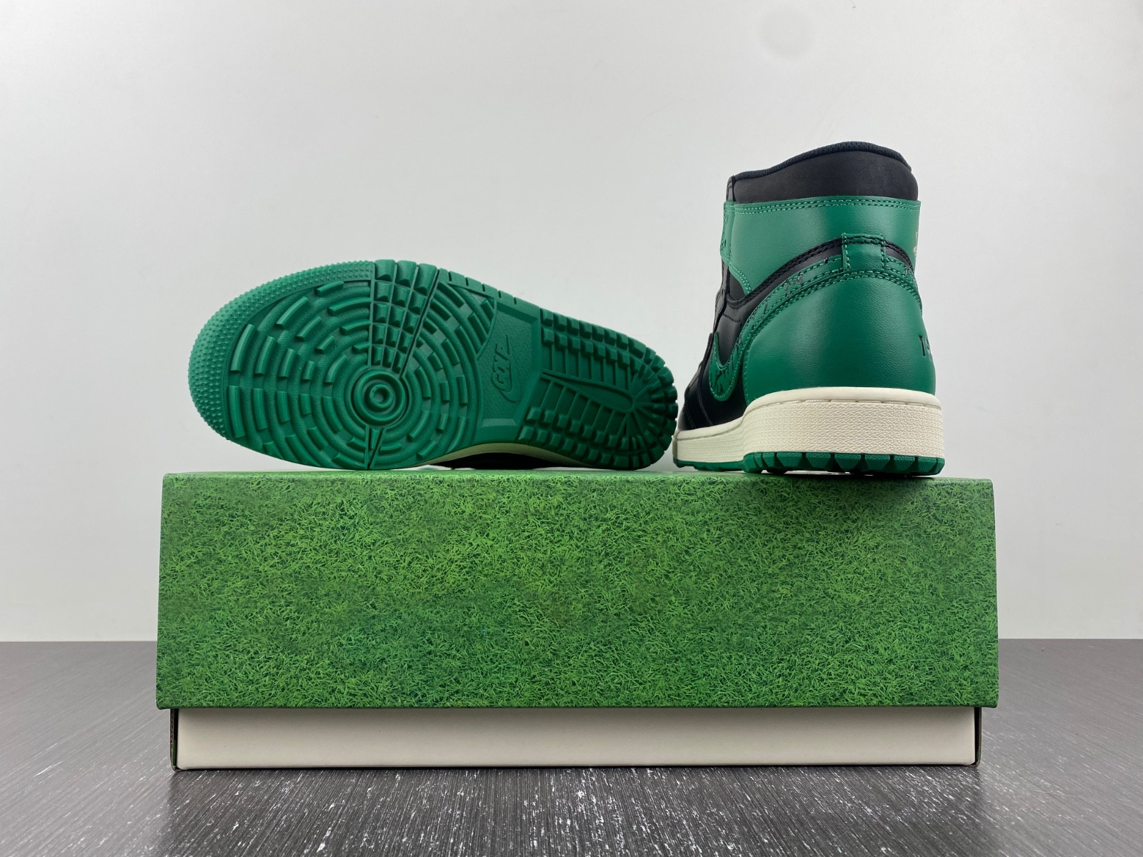 Eastside Golf x Air Jordan 1 High Golf FJ0849-001