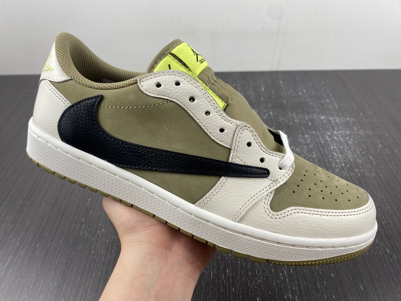Travis Scott x Air Jordan 1 Low Golf FZ3124-200