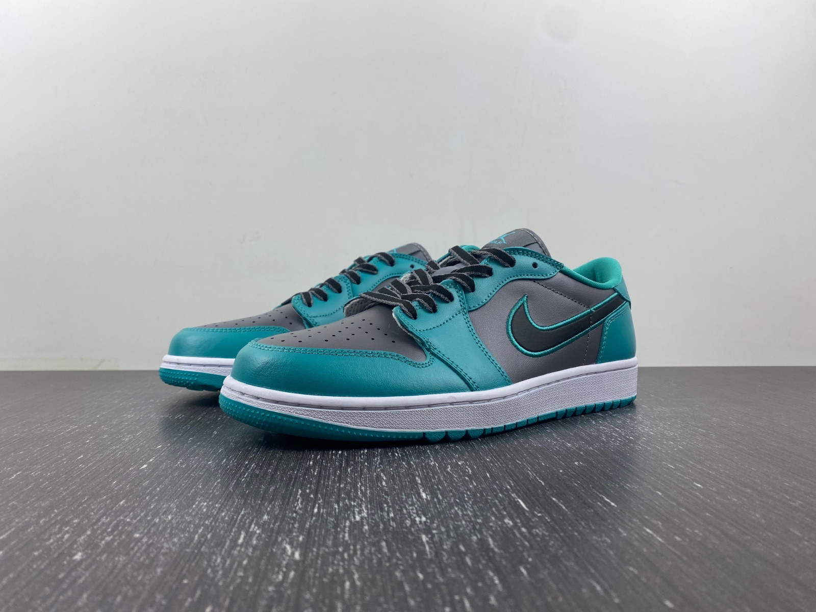 Air Jordan 1 Low Golf “Gamma Blue” FZ3248-001
